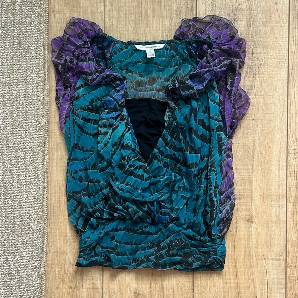 Dianevon Furstenberg Teal and Purple Women's Top with built in cami size small